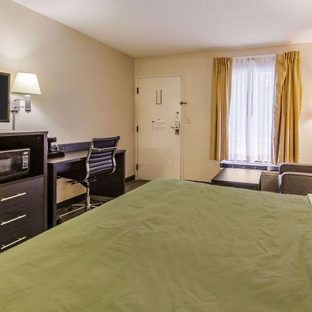 Quality Inn & Suites Atlanta Stone Mountain Εξωτερικό φωτογραφία