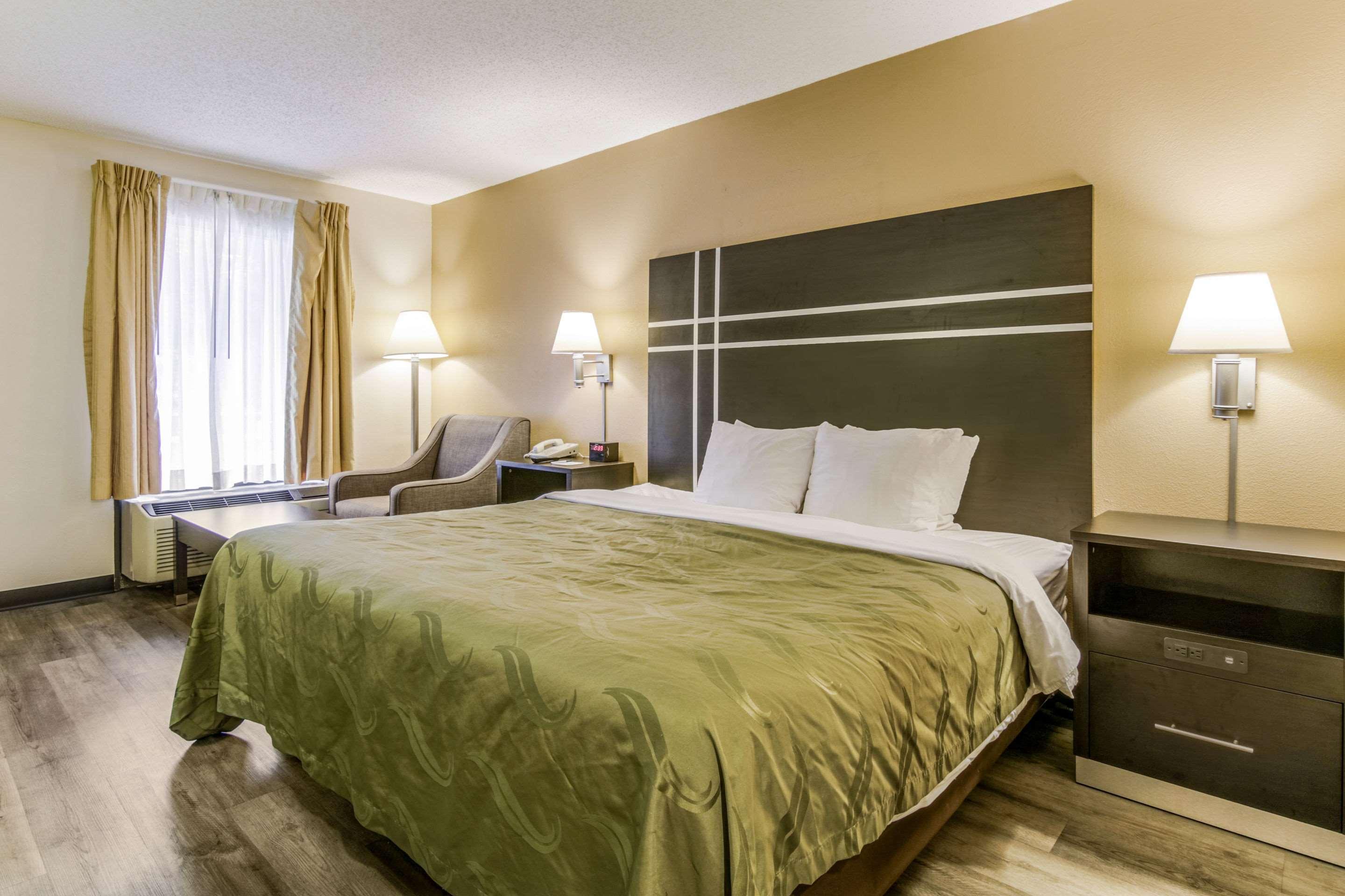 Quality Inn & Suites Atlanta Stone Mountain Εξωτερικό φωτογραφία