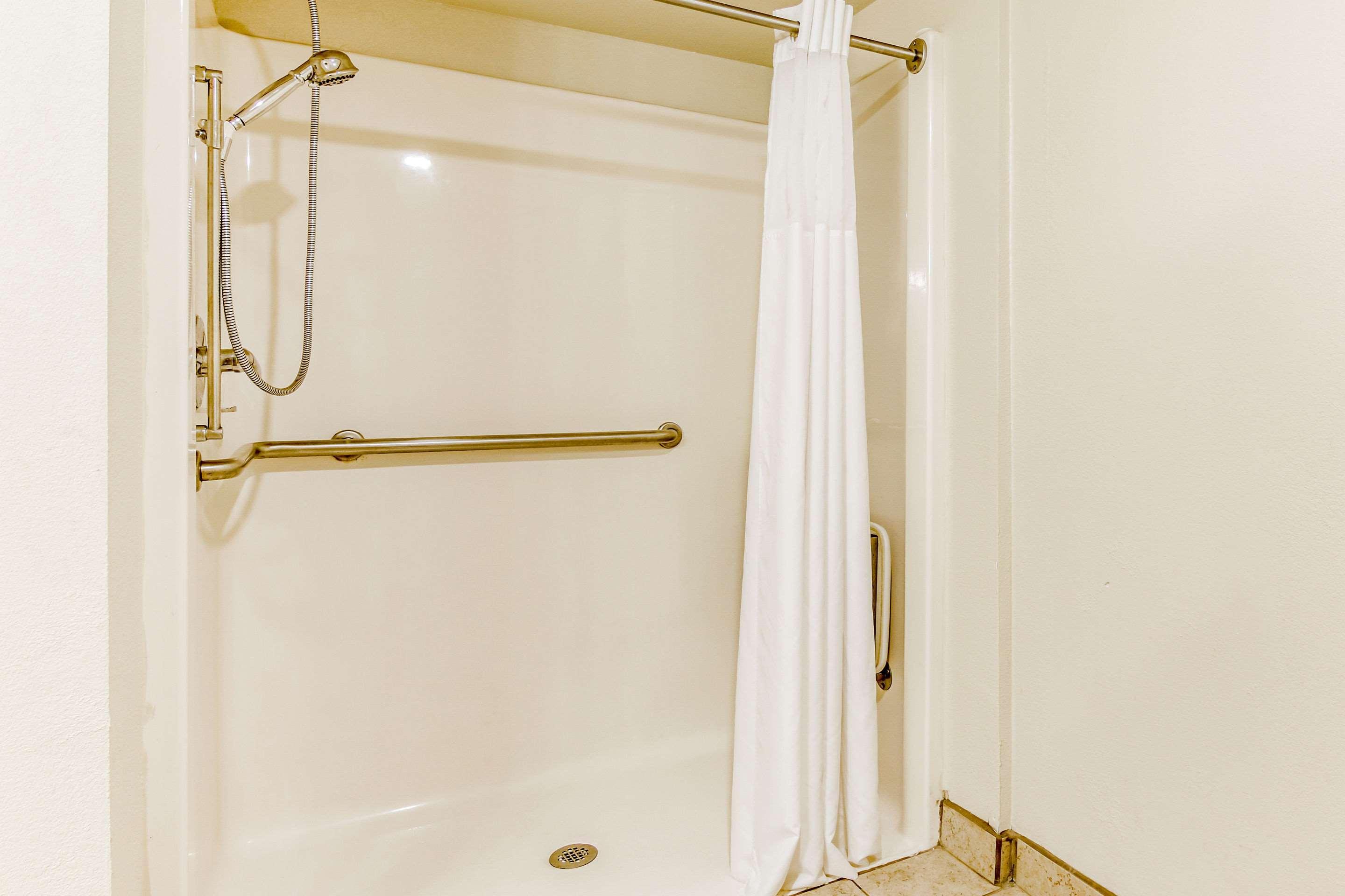 Quality Inn & Suites Atlanta Stone Mountain Εξωτερικό φωτογραφία