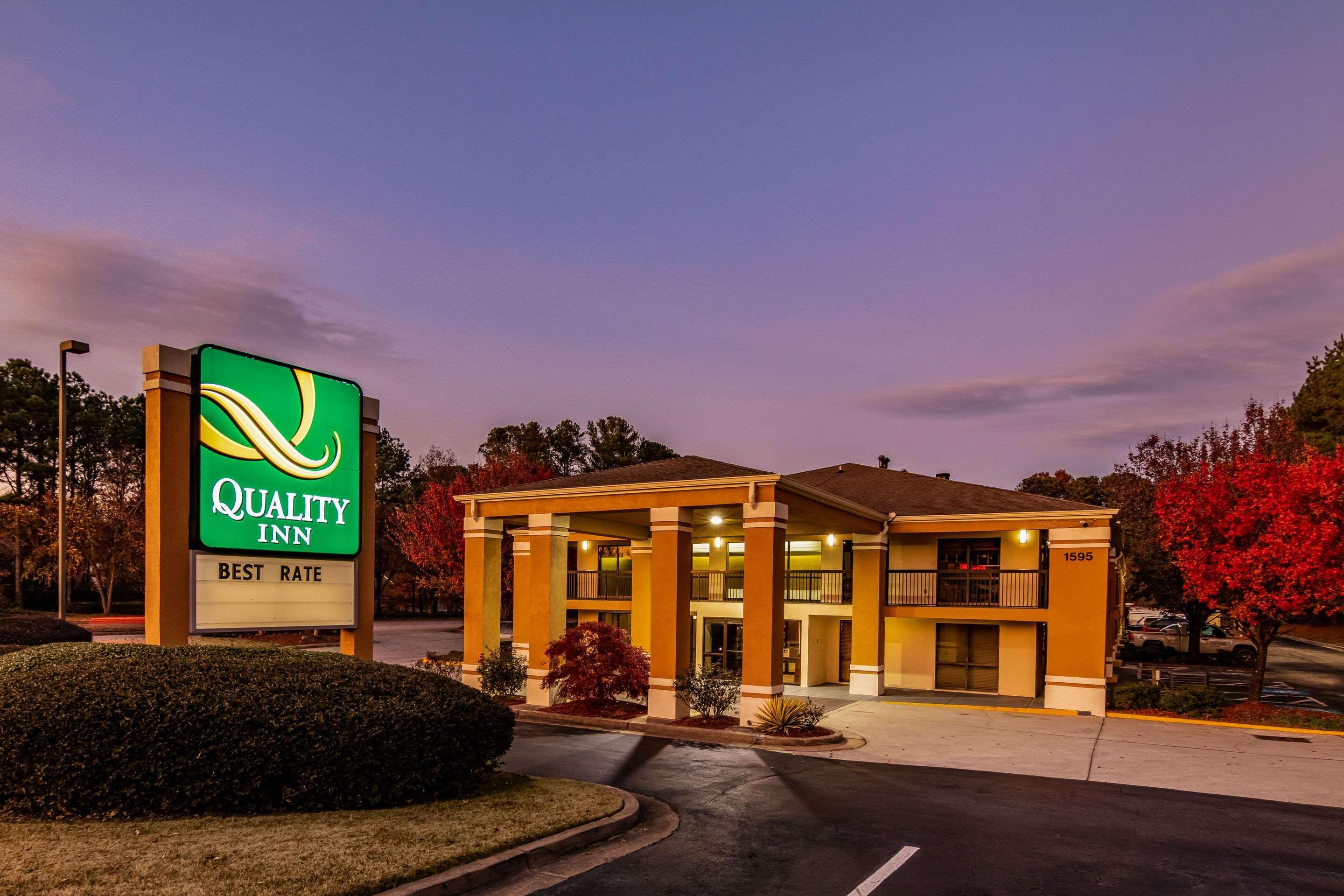 Quality Inn & Suites Atlanta Stone Mountain Εξωτερικό φωτογραφία