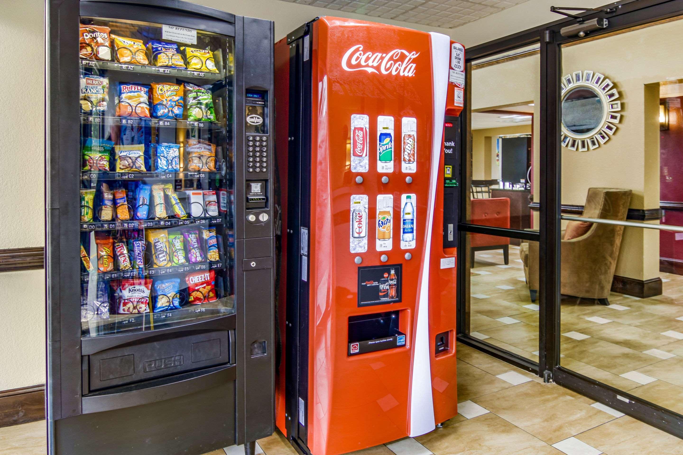 Quality Inn & Suites Atlanta Stone Mountain Εξωτερικό φωτογραφία