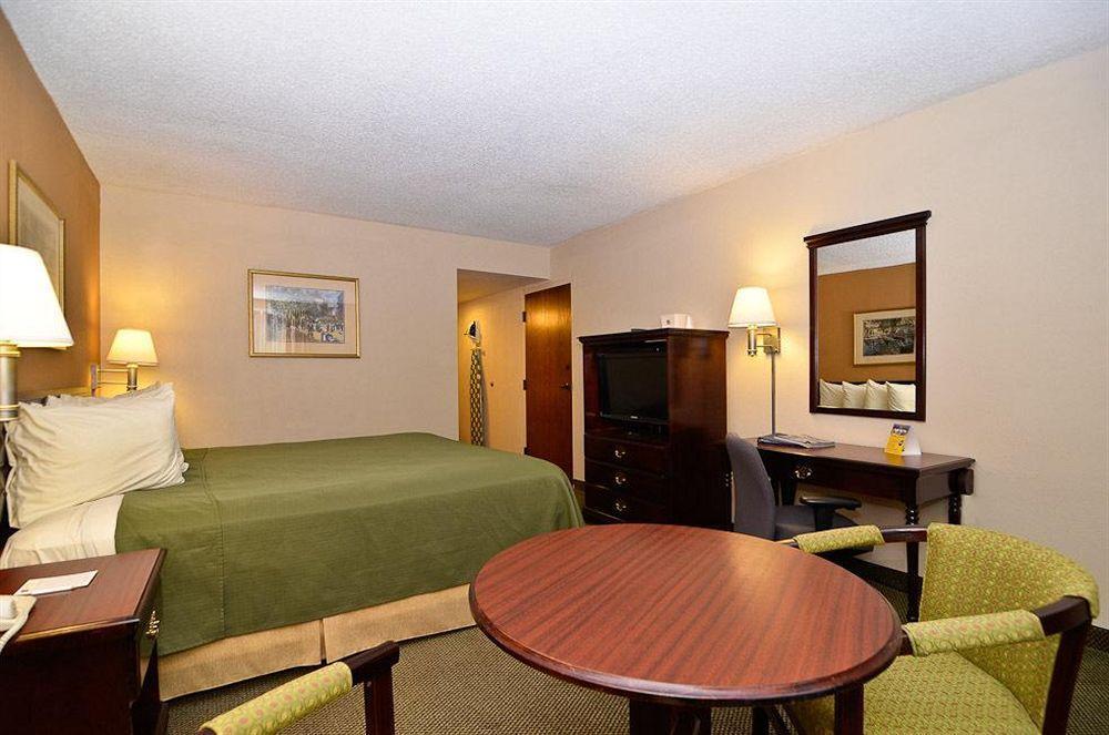 Quality Inn & Suites Atlanta Stone Mountain Δωμάτιο φωτογραφία